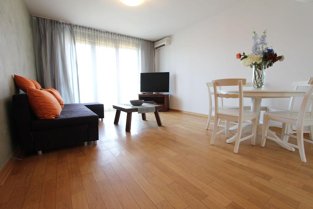 Ferienwohnung Leoapart Czysta Breslau Zimmer foto